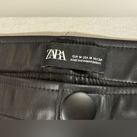 Zara, Vegan Leather Pants, Jean Style - Picture 3 of 7